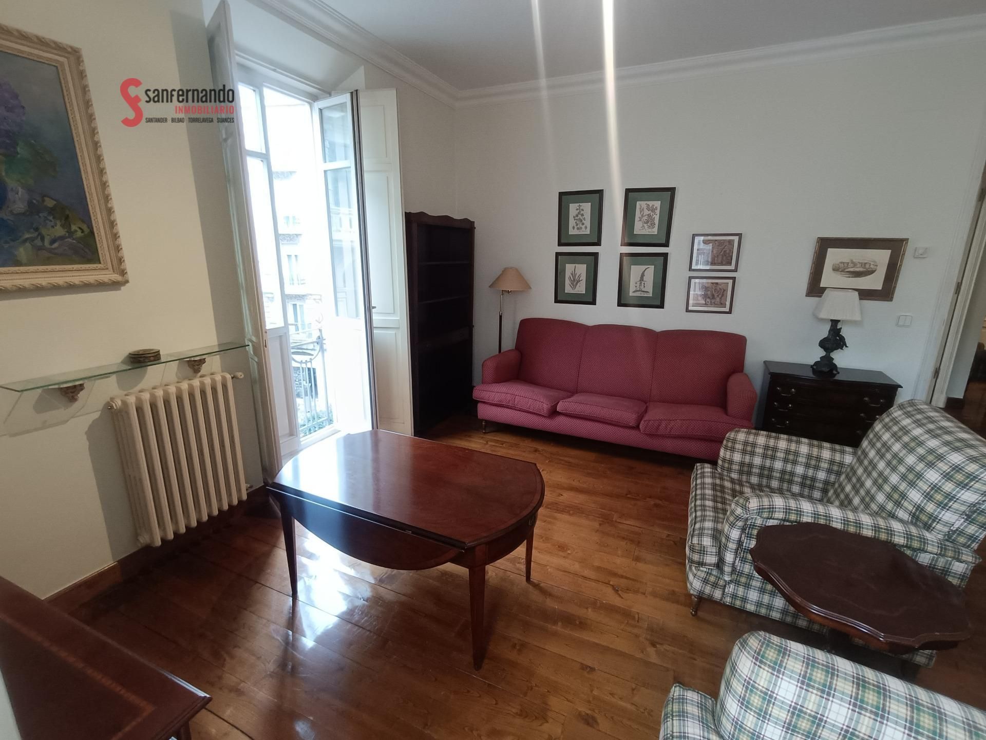 Sala d'estar de Pis de lloguer en Santander amb Calefacció, Parquet i Balcó