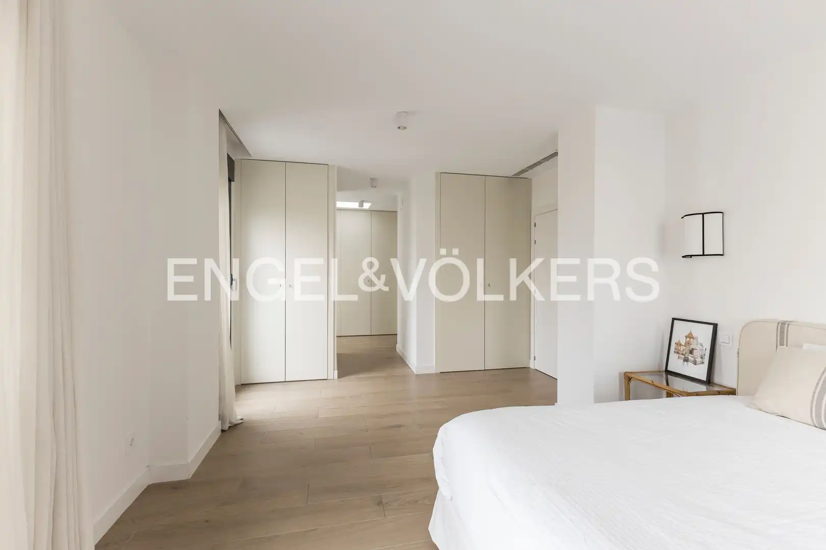 Dormitori de Casa o xalet de lloguer en Madrid amb Aire condicionat, Calefacció i Jardí privat