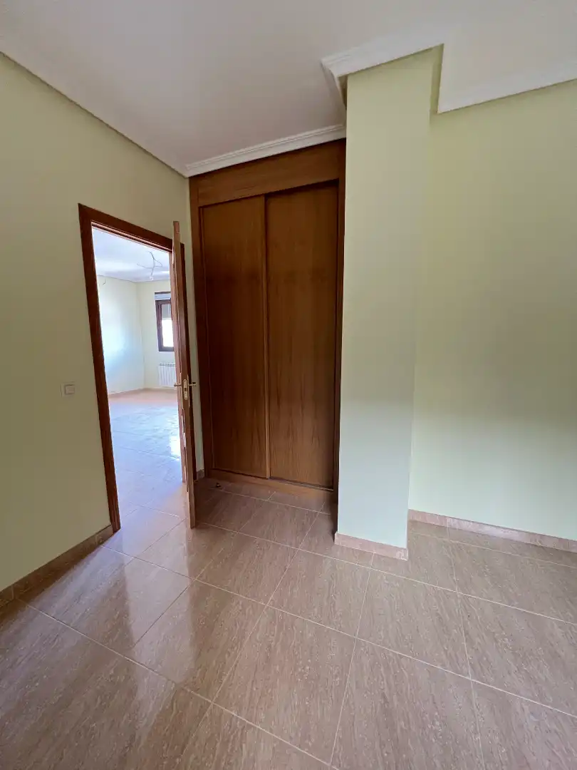 Piso en venta en Herencia con Calefacción y Balcón