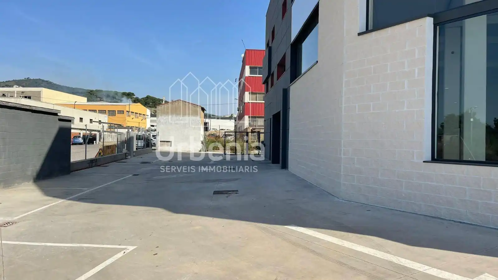 Parking de Nave industrial en venta en Cabrera de Mar