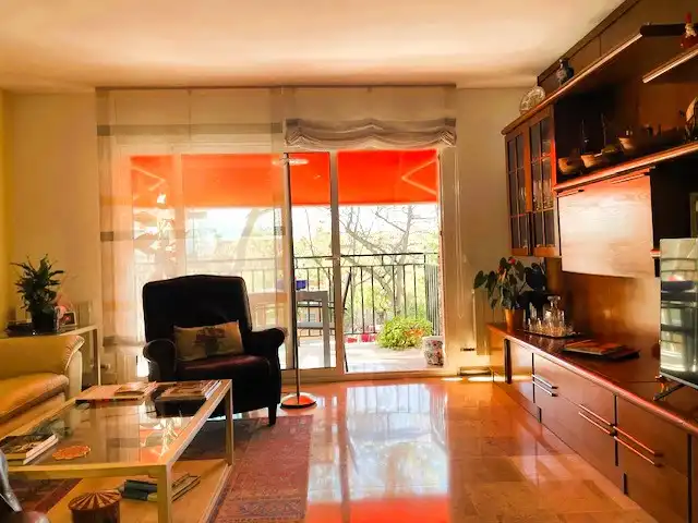 Wohnzimmer von Einfamilien-Reihenhaus zum Verkauf in Badalona mit Heizung, Terrasse und Balkon