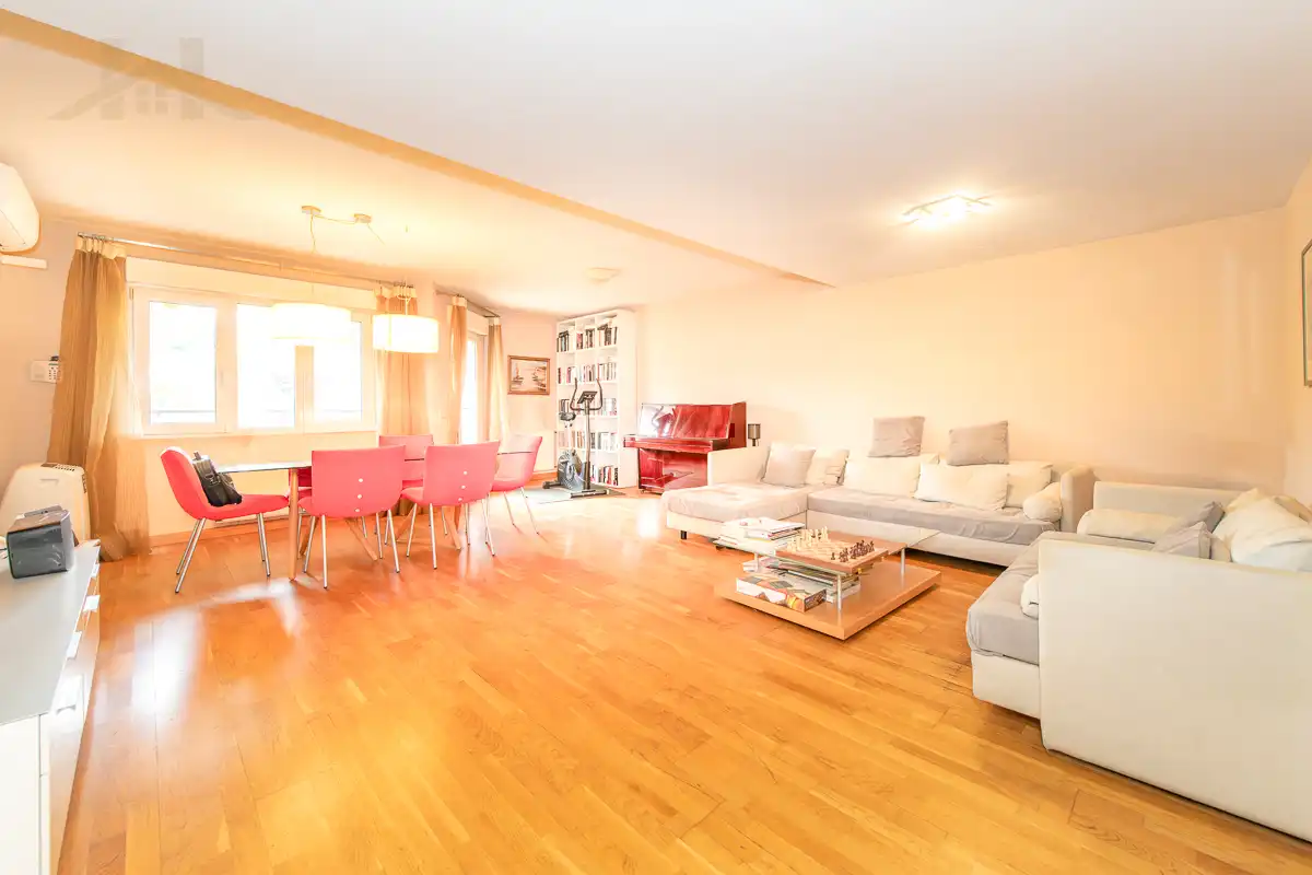 Sala de estar de Casa o chalet en venta en Colmenar Viejo con Aire acondicionado, Terraza y Trastero