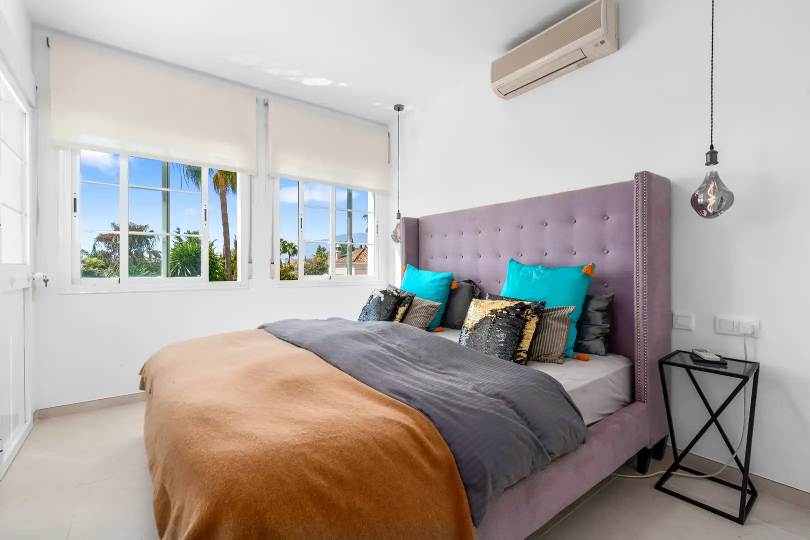 Habitación de Casa o chalet en venta en Estepona con Aire acondicionado, Jardín privado y Terraza