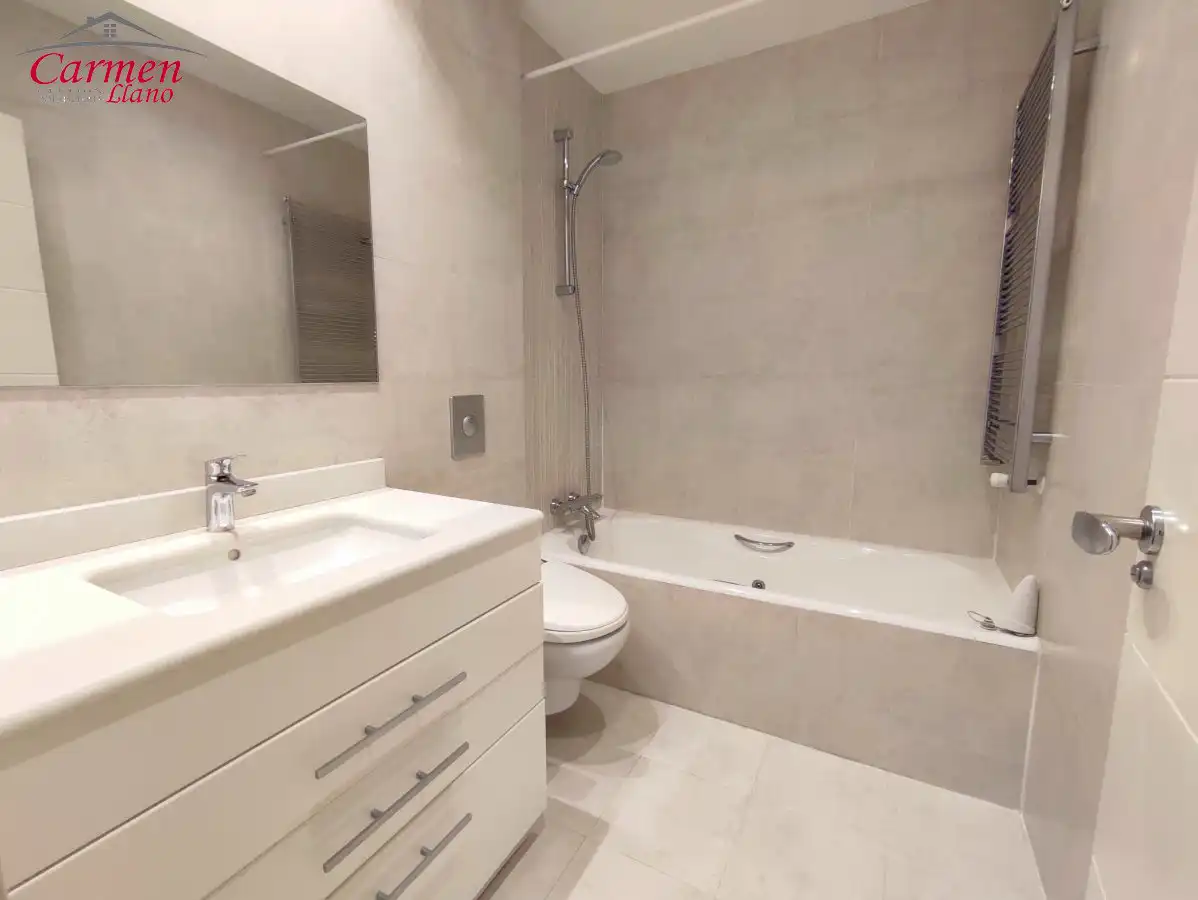 Flat with lift for sale in Ibáñez de Bilbao Kalea, imagen 6