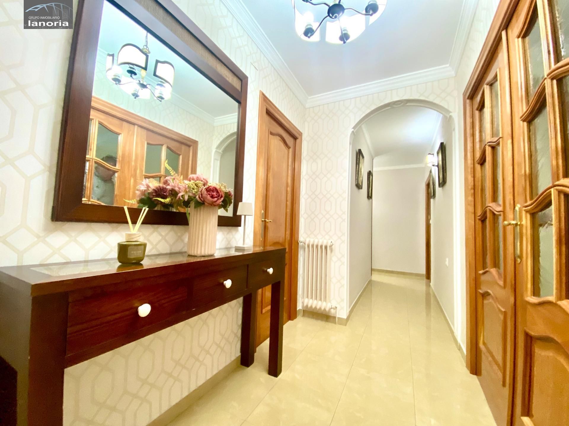 Piso en venta en Calle Badajoz, San Pablo