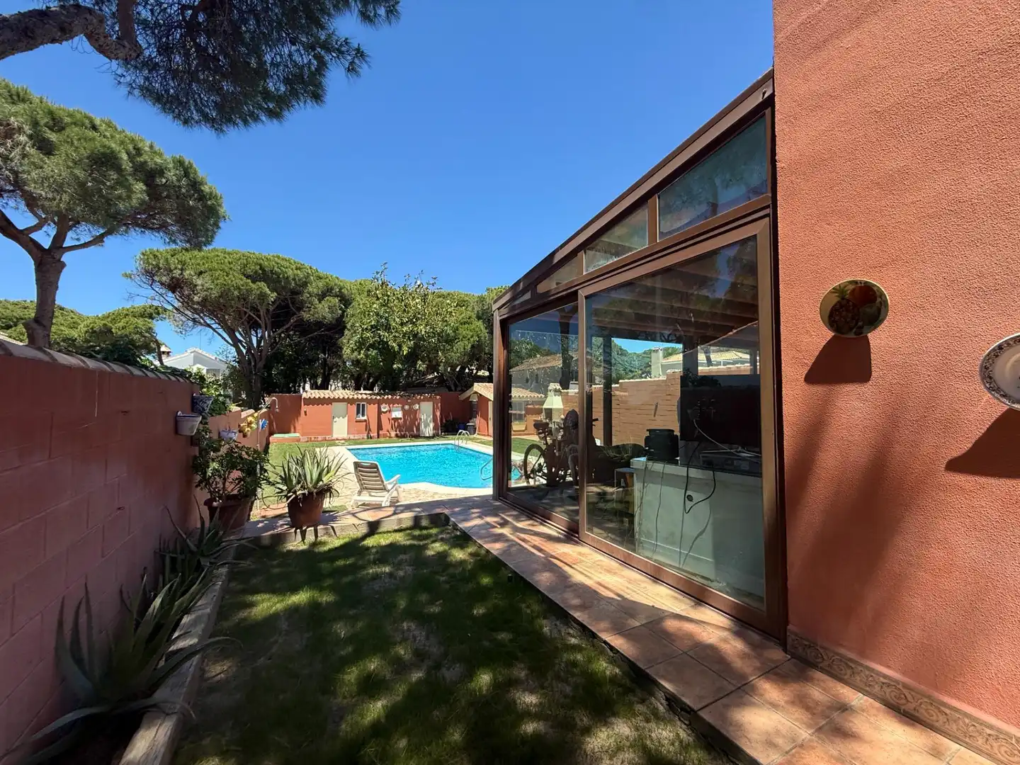 Jardín de Casa o chalet en venta en Chiclana de la Frontera con Aire acondicionado, Jardín privado y Terraza