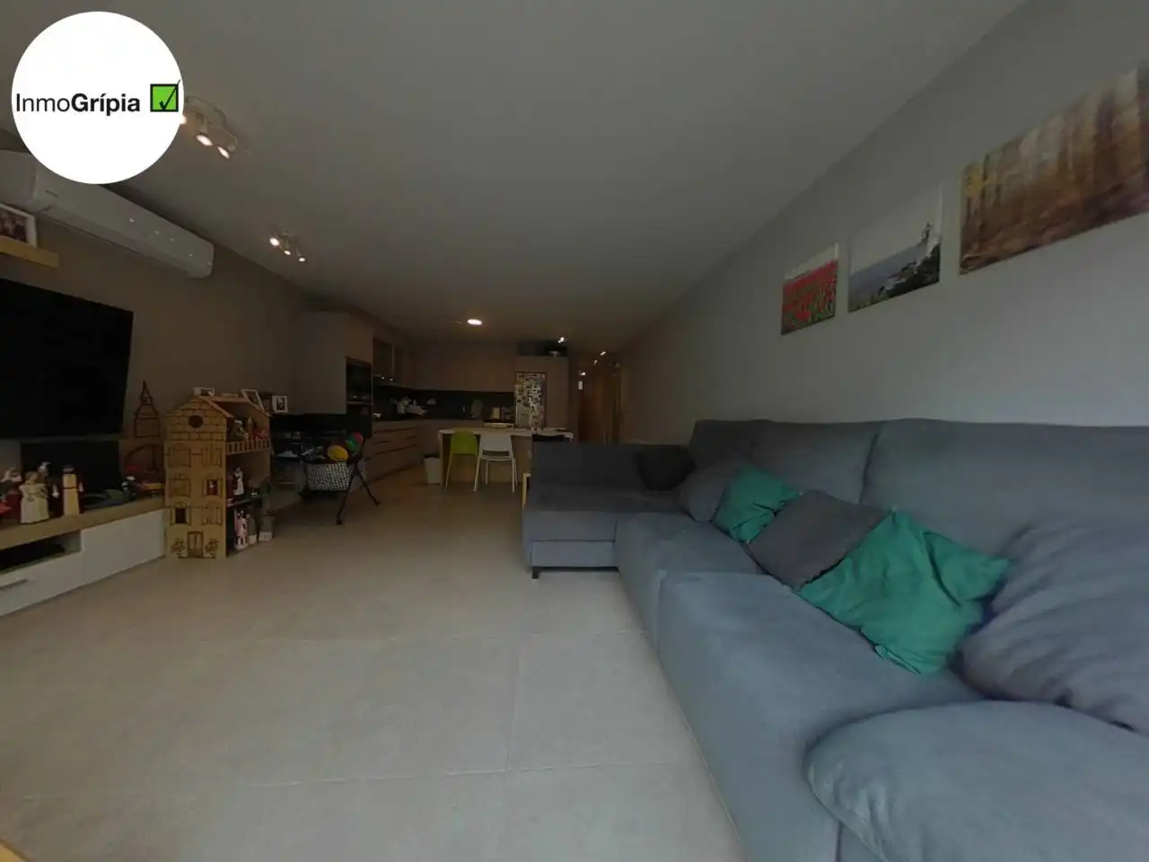 Living room of Houses for sale in Terrassa  with Air Conditioner, Heating and Terrace