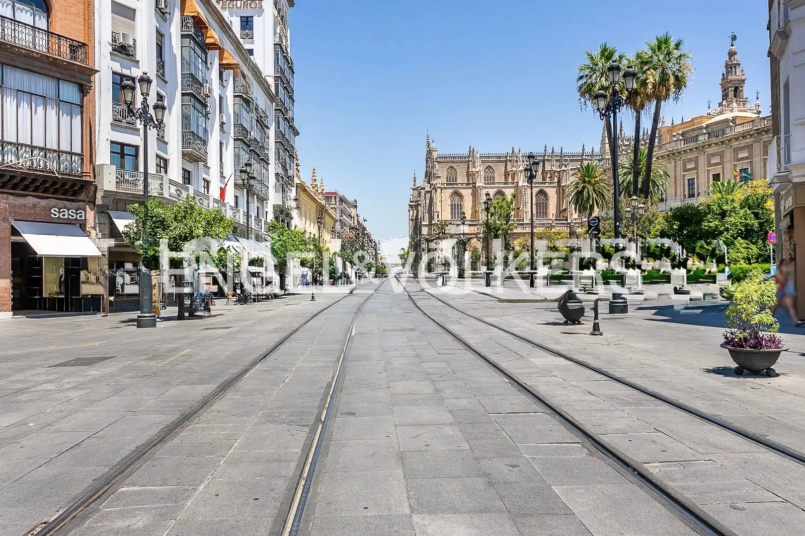 Exterior view of Houses for sale in Sevilla  with Air Conditioner, Heating and Storage room