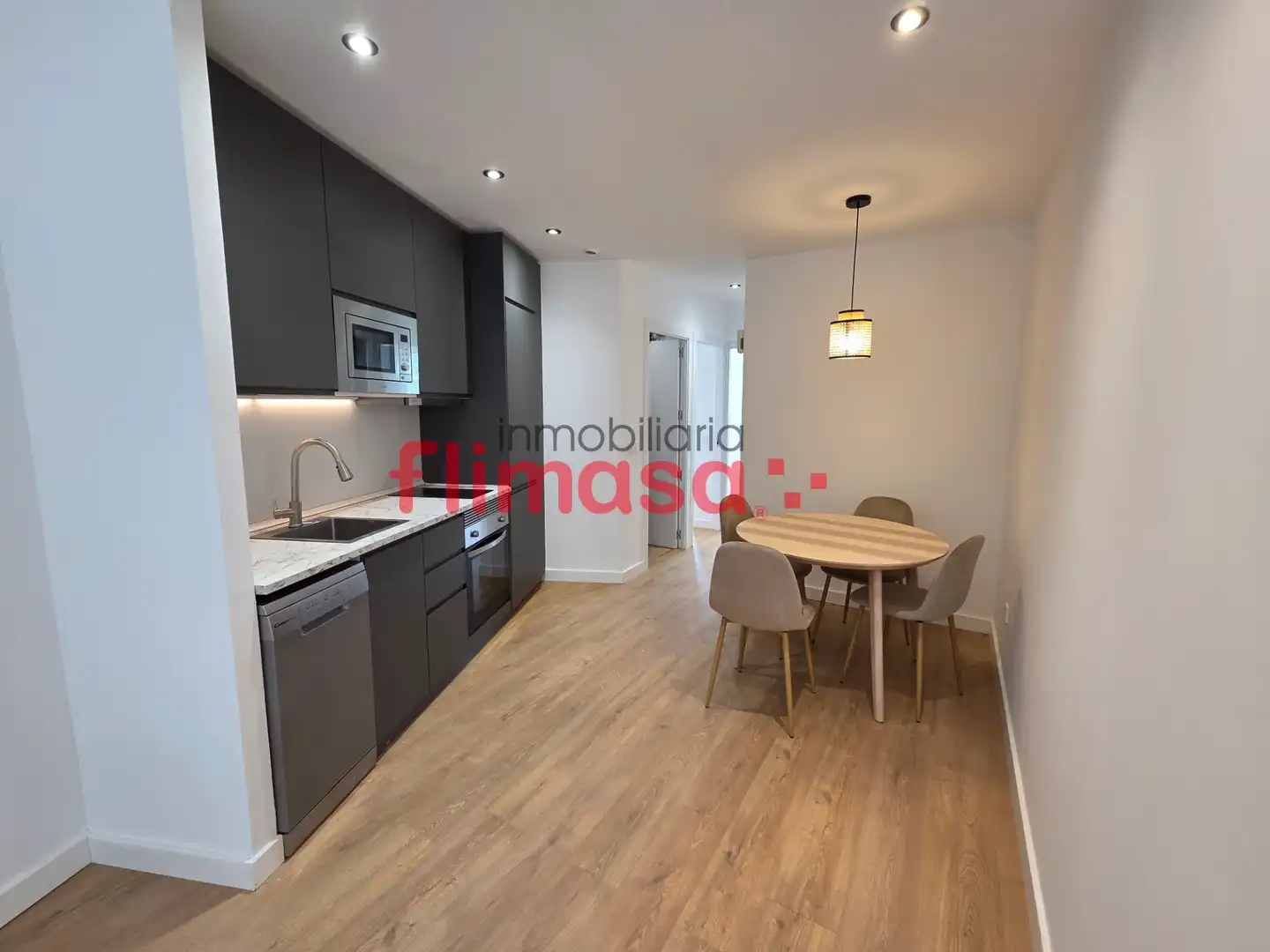 Cuina de Apartament en venda en Móstoles amb Aire condicionat, Calefacció i Moblat
