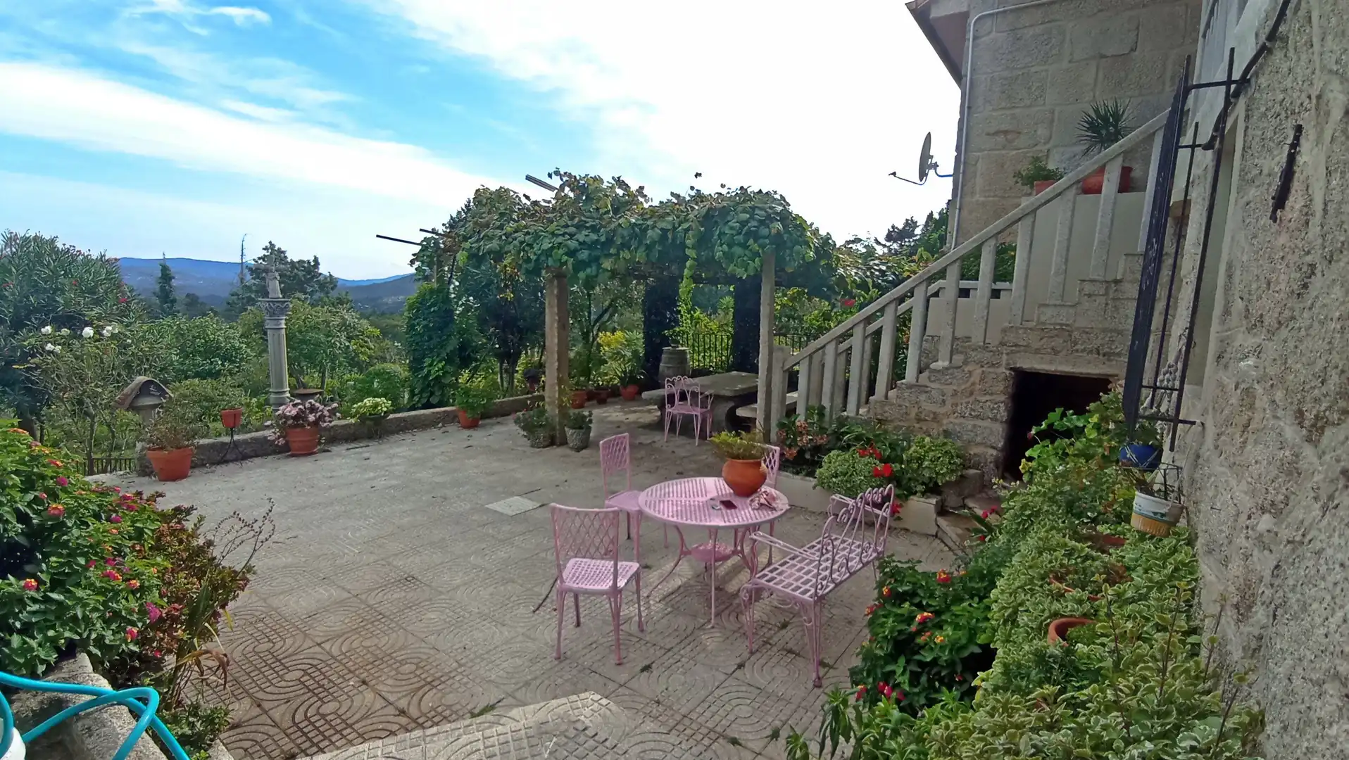 Terraza de Casa o chalet en venta en Ponte Caldelas con Calefacción, Jardín privado y Parquet