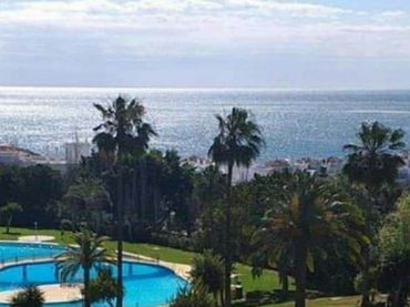 Estudi amb piscina en venda a Arroyo de la Miel
