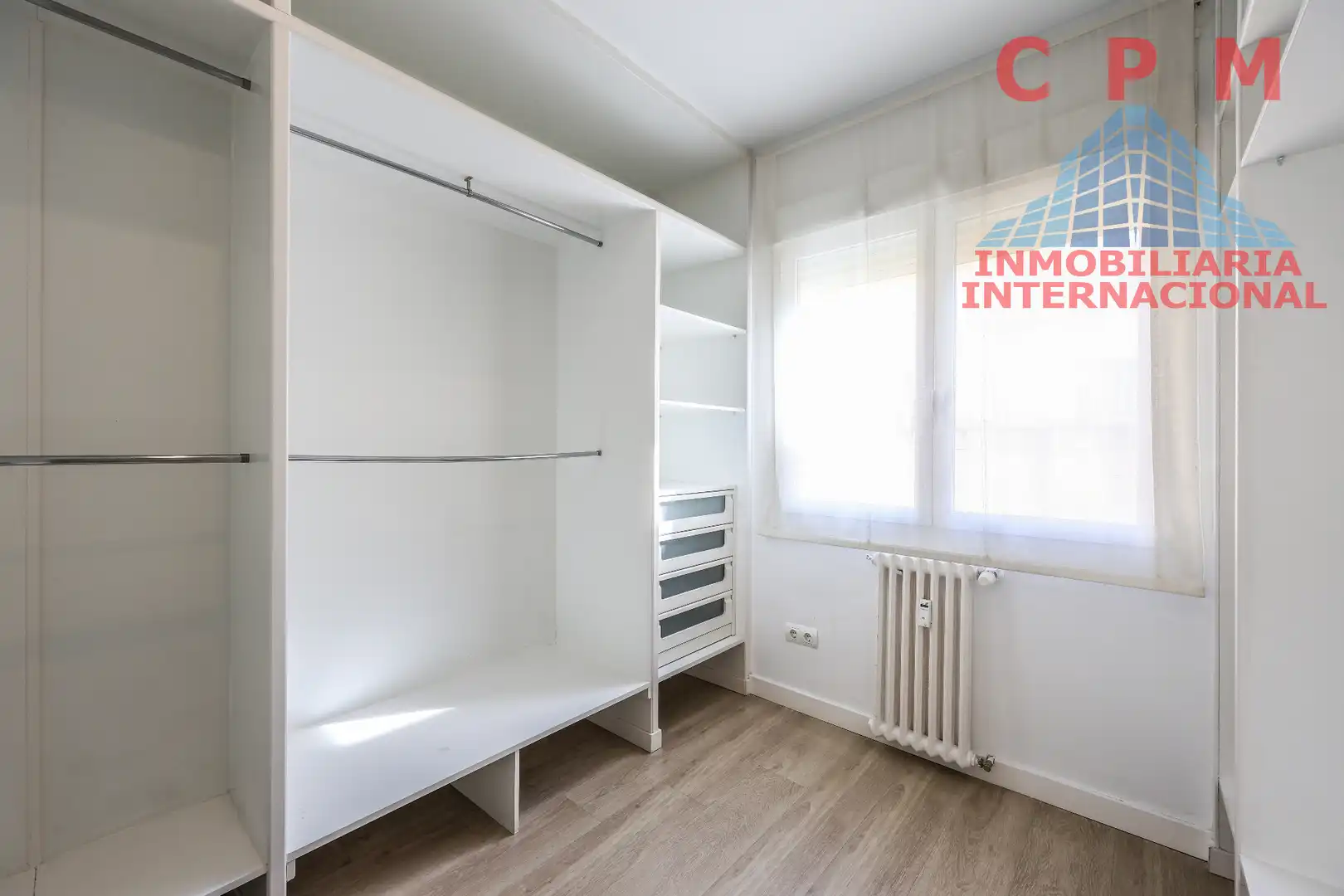 Bedroom of Attic for rent in Madrid  with Air Conditioner, Heating and Parquet flooring