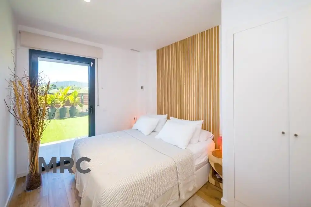 Habitación de Piso en venta en Calonge i Sant Antoni con Calefacción, Parquet y Terraza