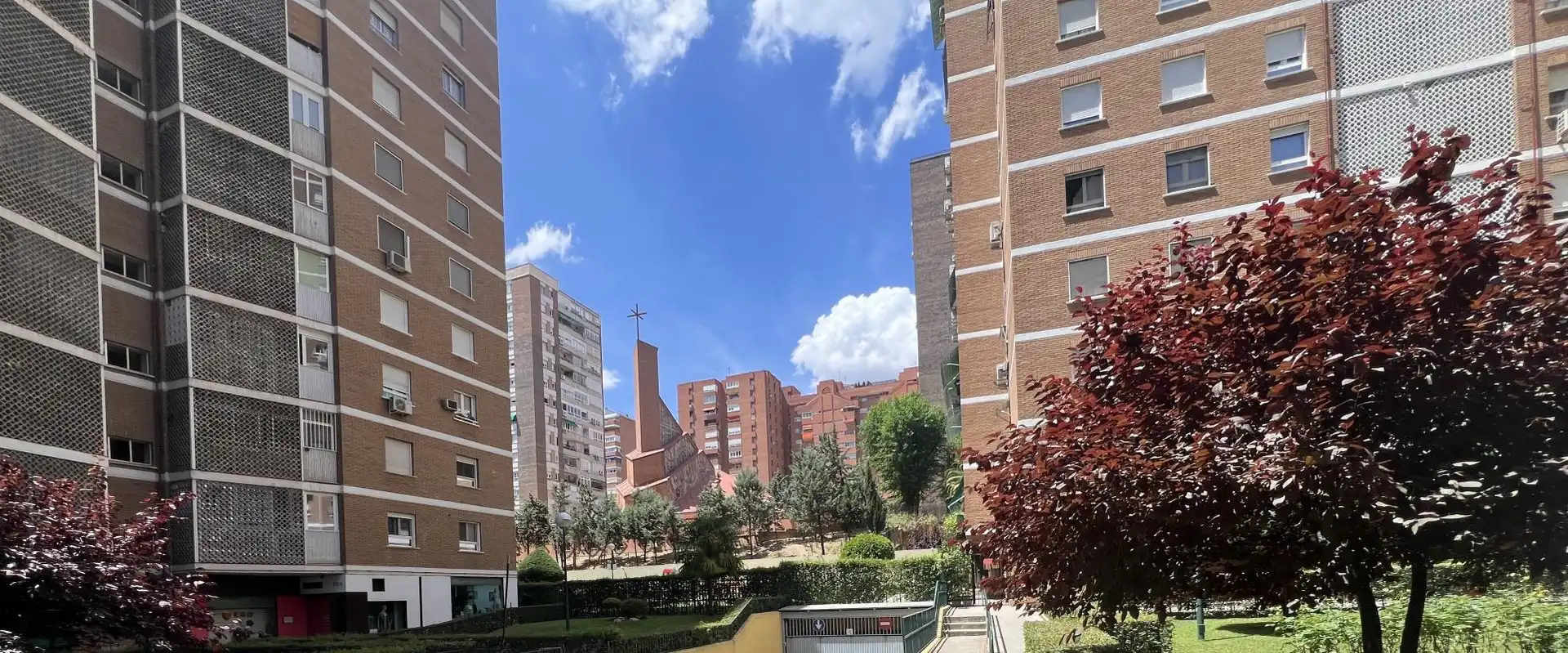 Exterior view of Flat for rent in Madrid  with Air Conditioner, Heating and Swimming Pool