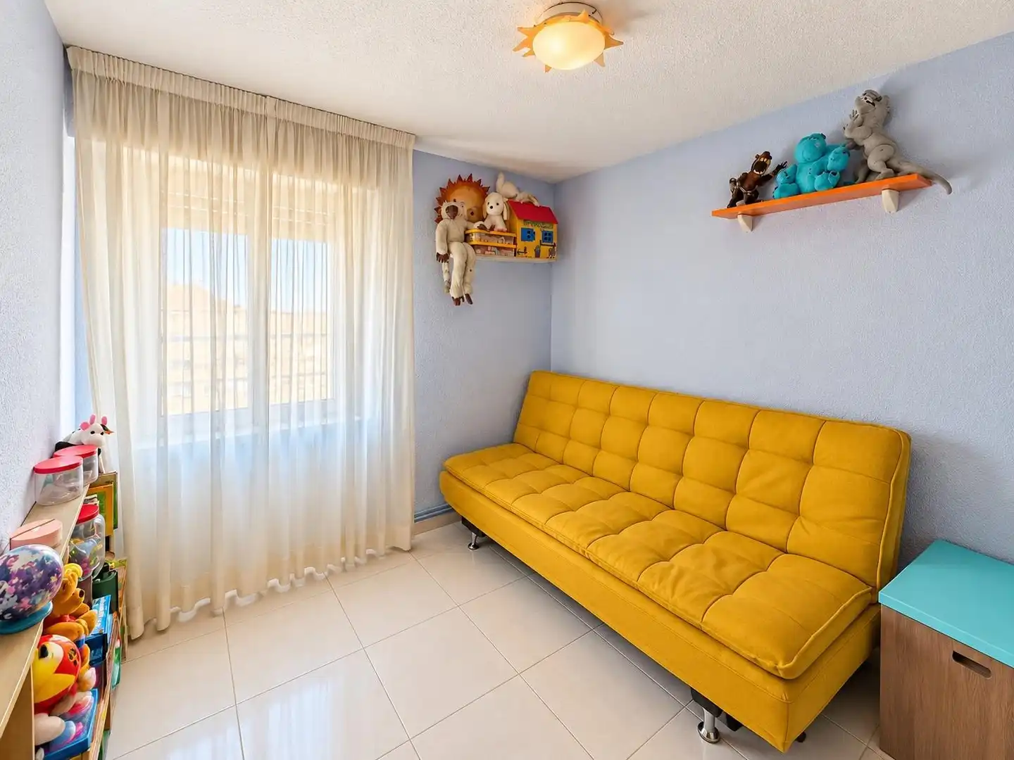 Habitación de Piso en venta en Alicante / Alacant con Terraza y Balcón