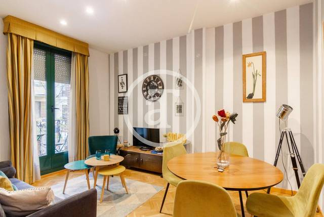 Piso en Alquiler en Calle de Ponzano en Ríos Rosas - Nuevos Ministerios