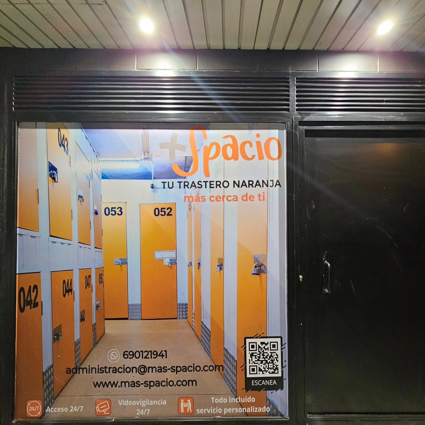 Box room to rent in  Madrid Capital  with Alarm