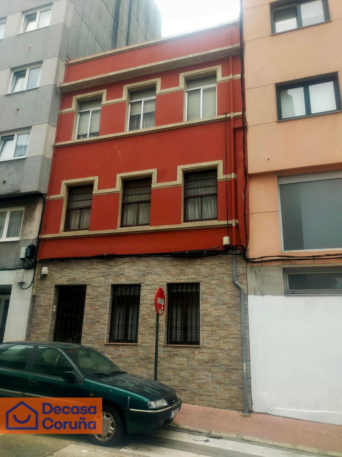 Vista exterior de Edifici en venda en A Coruña Capital 