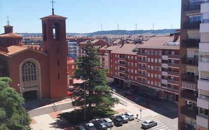 Vista exterior de Pis en venda en Palencia Capital amb Terrassa