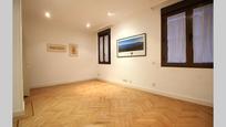 Living room of Flat for sale in  Madrid Capital  with Air Conditioner and Heating