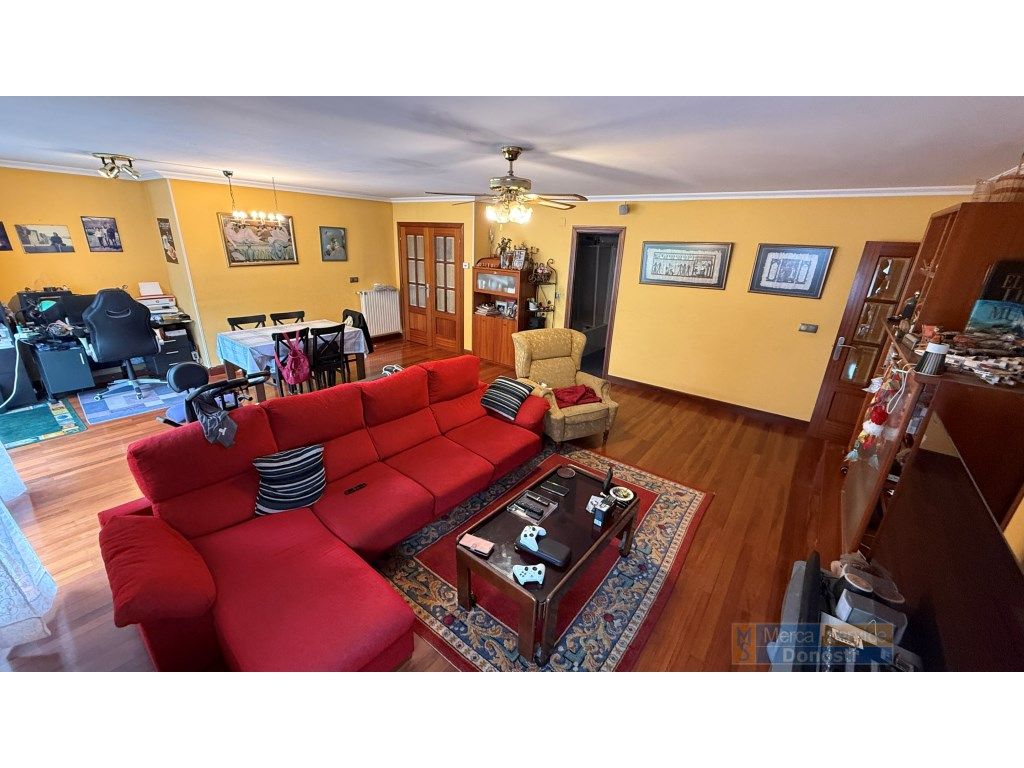 Sala de estar de Piso en venta en Irun  con Balcón
