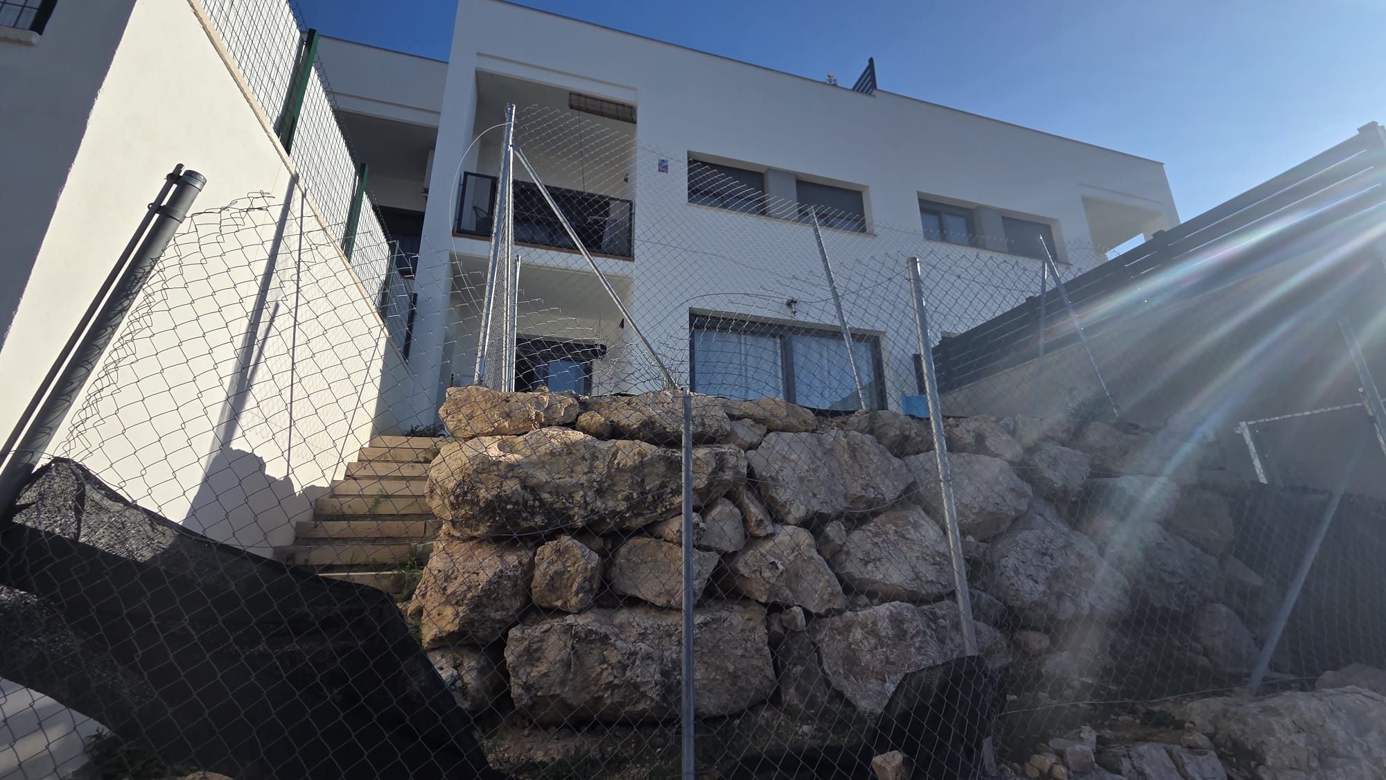 Vista exterior de Casa adosada en venda en Calafell amb Calefacció
