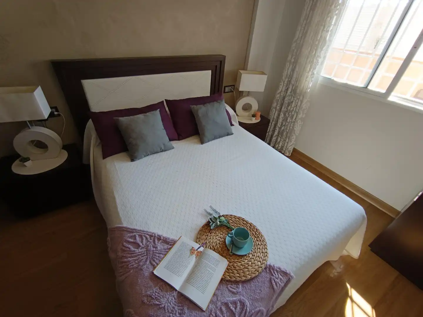Schlafzimmer von Erdgeschoss zum Verkauf in Casco Urbano