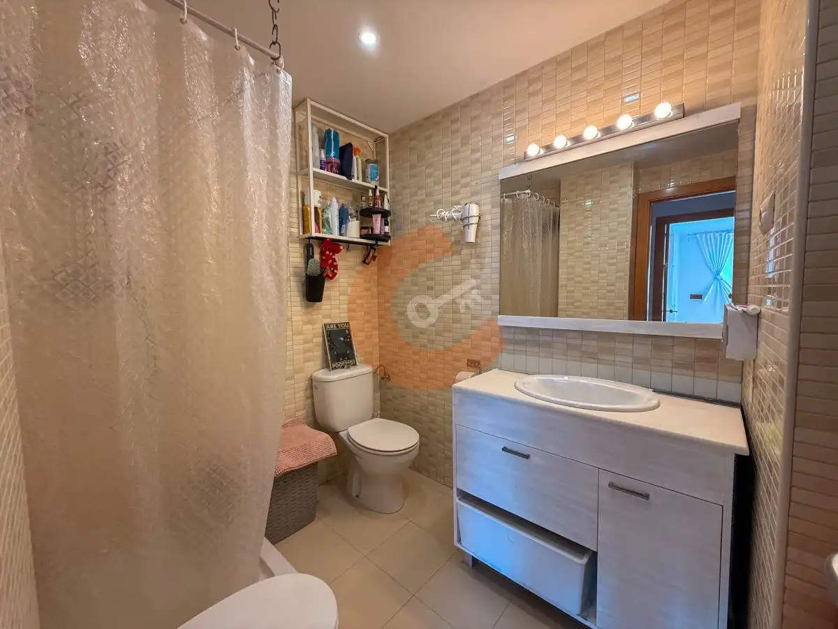 Baño de Piso en venta en El Vendrell con Aire acondicionado, Calefacción y Parquet