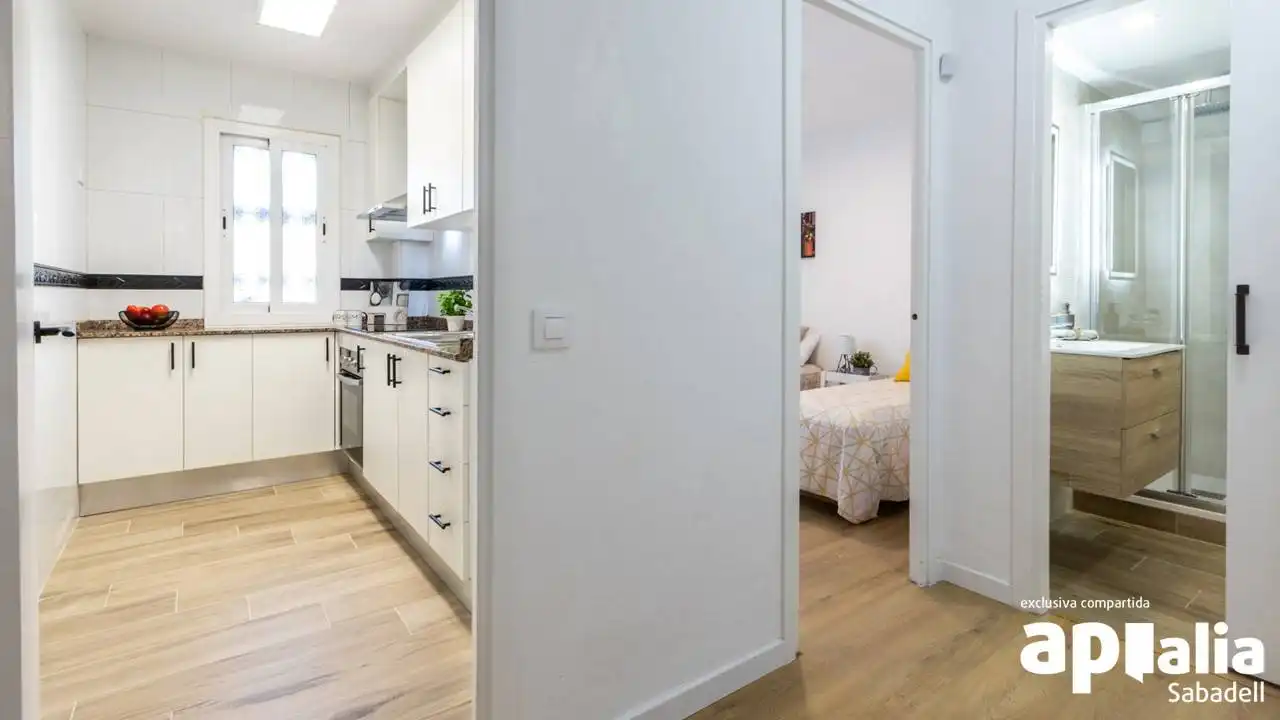 Habitación de Piso en venta en Sabadell con Calefacción y Parquet