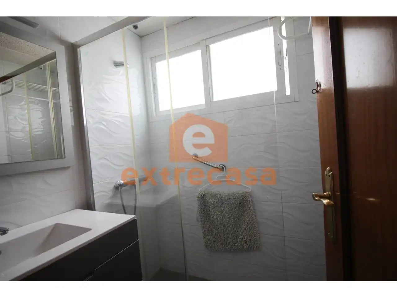 Bany de Apartament en venda en Badajoz amb Aire condicionat i Terrassa
