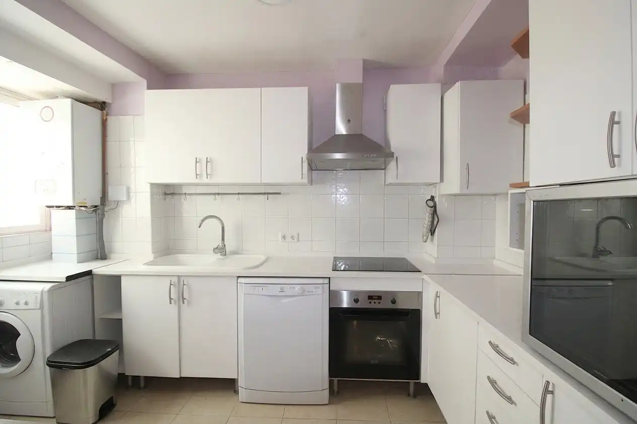 Kitchen of Flat for sale in Valencia  with Air Conditioner, Heating and Balcony