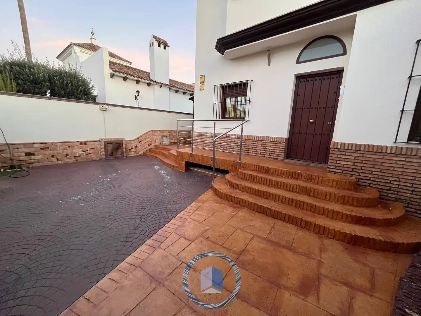 Terraza de Piso en venta en Montequinto con Jardín privado, Trastero y Piscina comunitaria