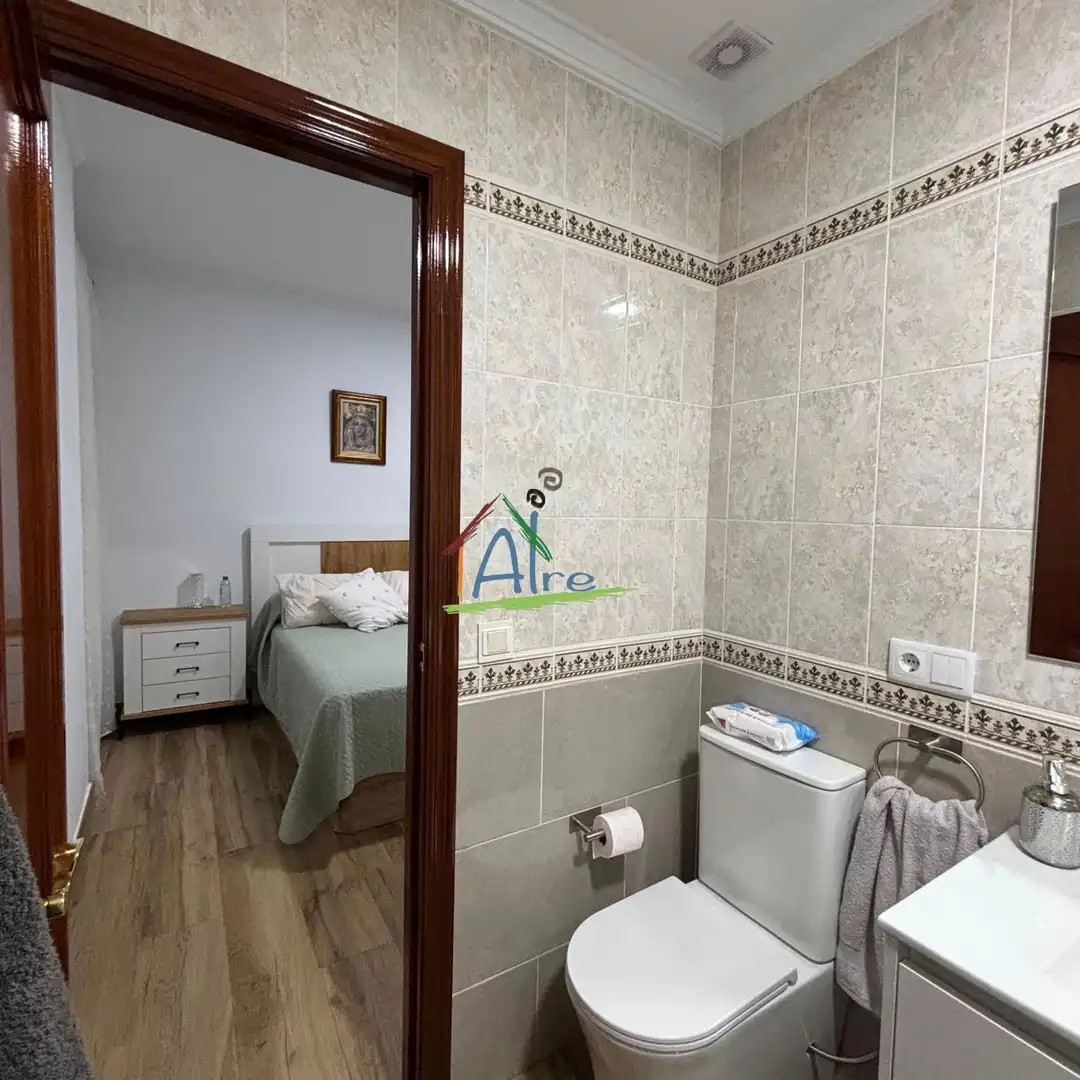 Baño de Piso en venta en Bollullos Par del Condado con Terraza
