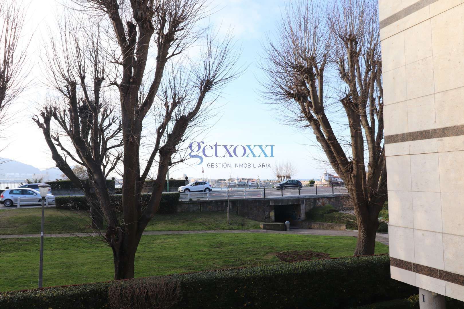 Vista exterior de Pis en venda en Getxo  amb Terrassa, Traster i Piscina comunitària