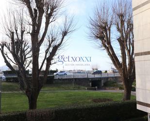 Exterior view of Flat for sale in Getxo   with Terrace, Storage room and Community pool