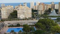 Vista exterior de Estudi en venda en Alicante / Alacant amb Jardí privat, Terrassa i Balcó