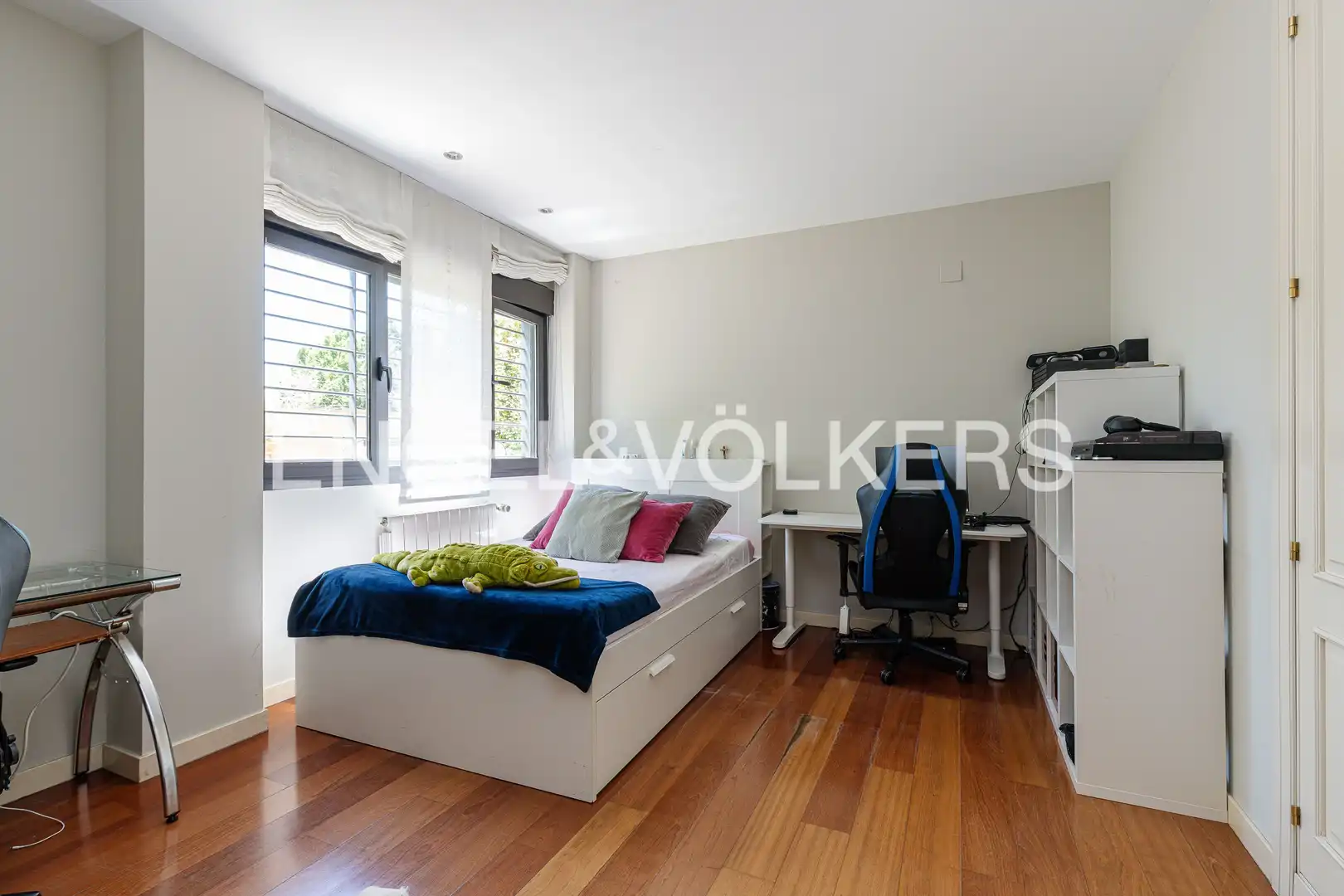Habitación de Casa o chalet en venta en Madrid con Aire acondicionado, Calefacción y Jardín privado