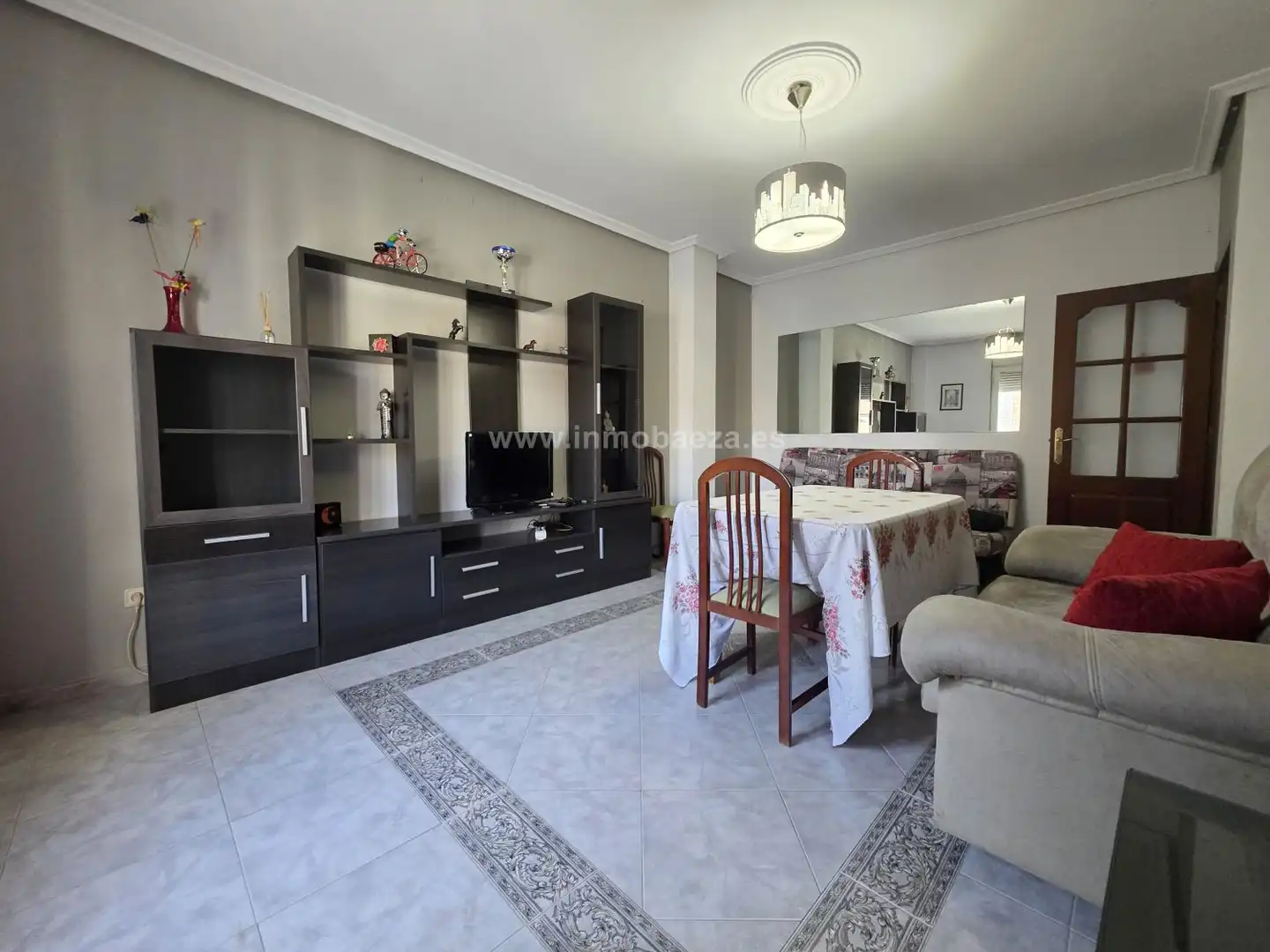 Appartamento con terrazza in affitto a Baeza, imagen 4