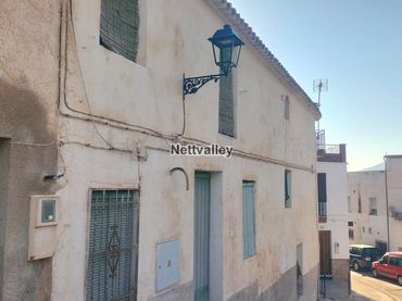 Casa en venda a CL VIRGEN 5