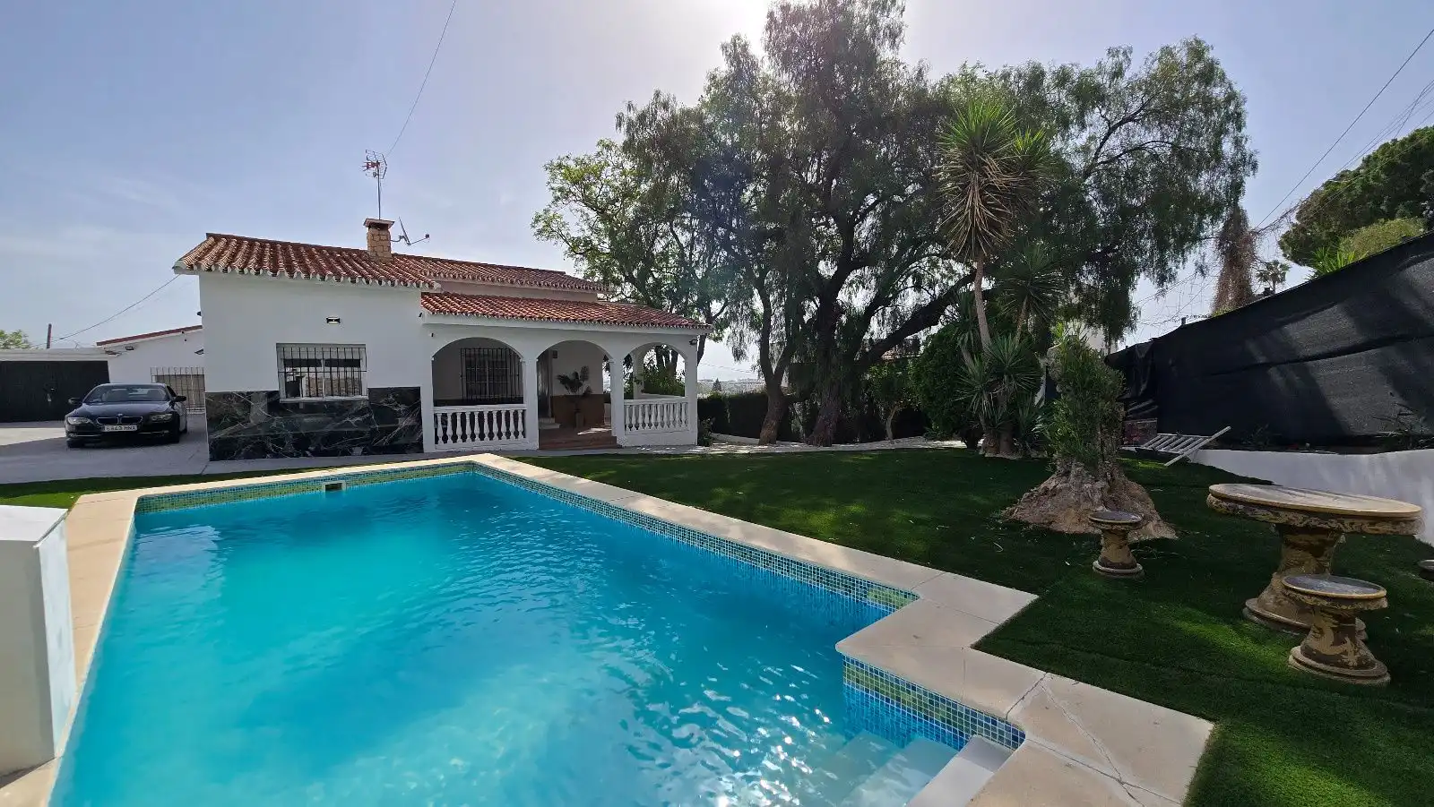 Piscina de Casa o xalet en venda en Torremolinos amb Aire condicionat, Terrassa i Traster