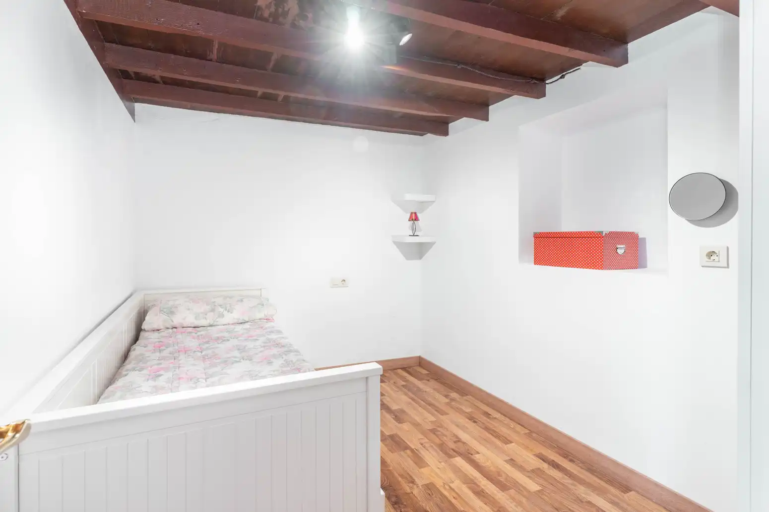 Casa adosada en venta en Salas con Parquet, Terraza y Trastero
