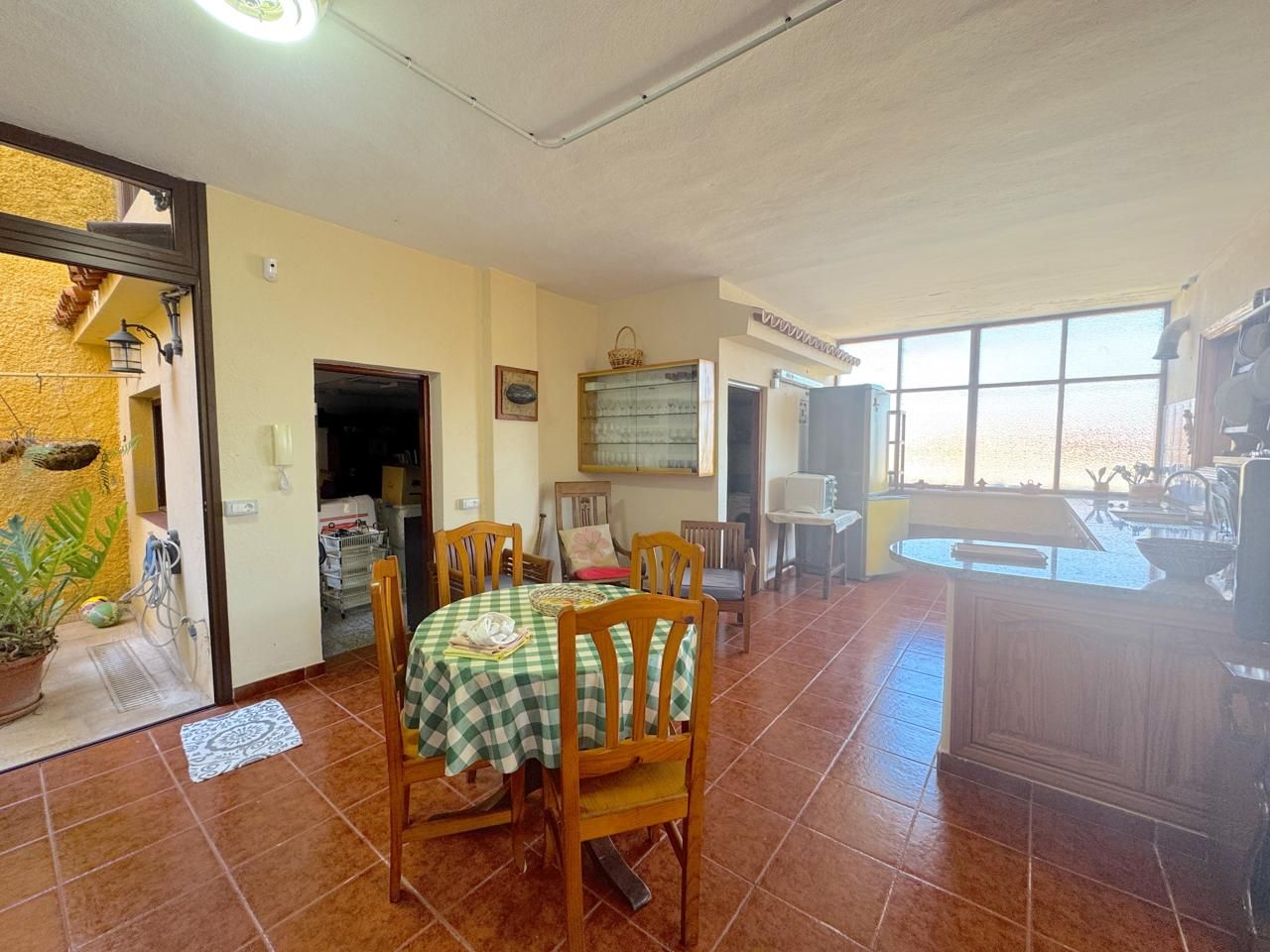 Cuina de Casa o xalet en venda en Los Realejos amb Jardí privat i Terrassa