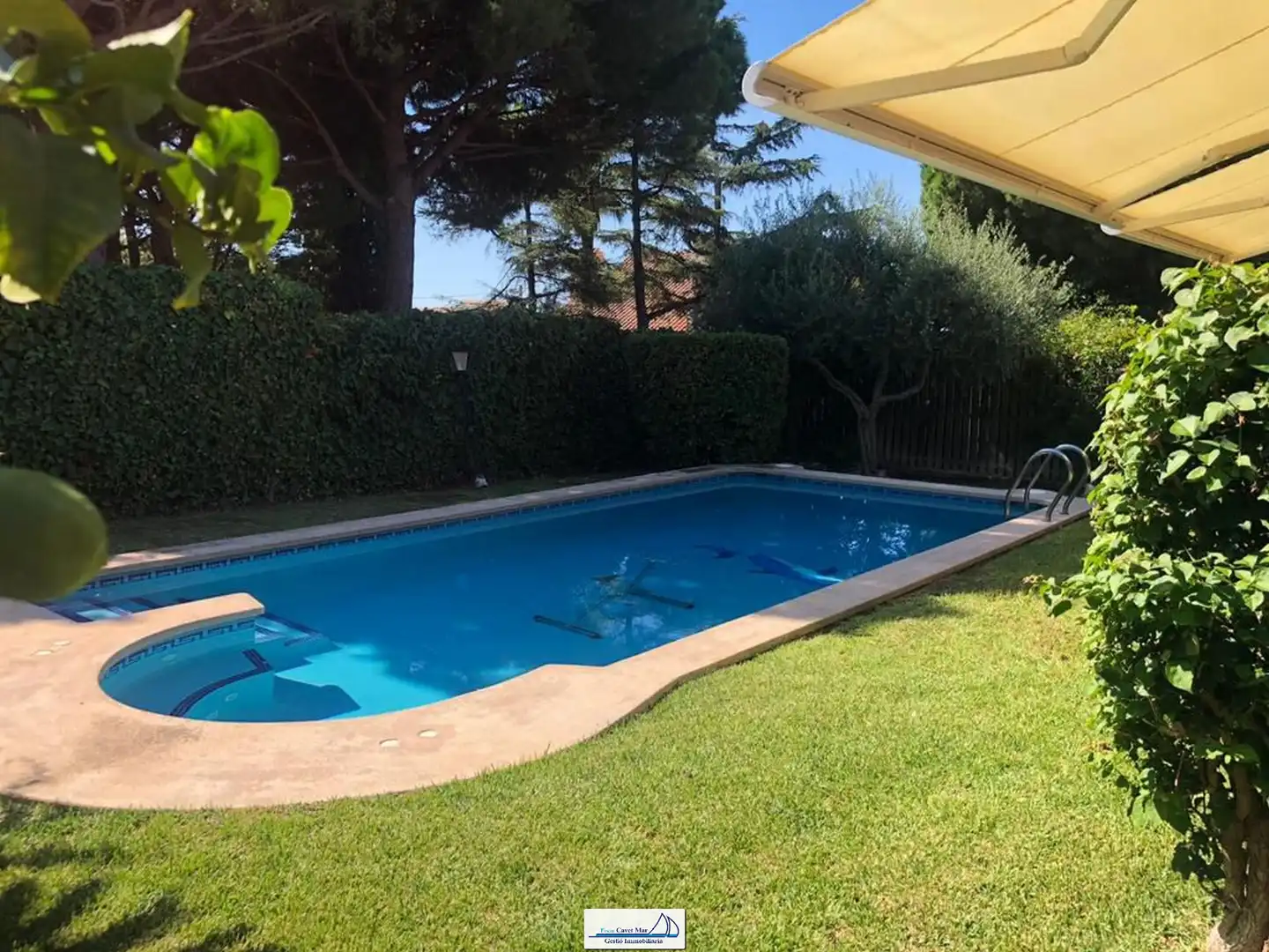 Swimming pool of Houses for sale in Cambrils  with Air Conditioner, Heating and Private garden
