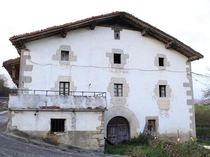 Vista exterior de Finca rústica en venda en Larraun amb Terrassa i Traster