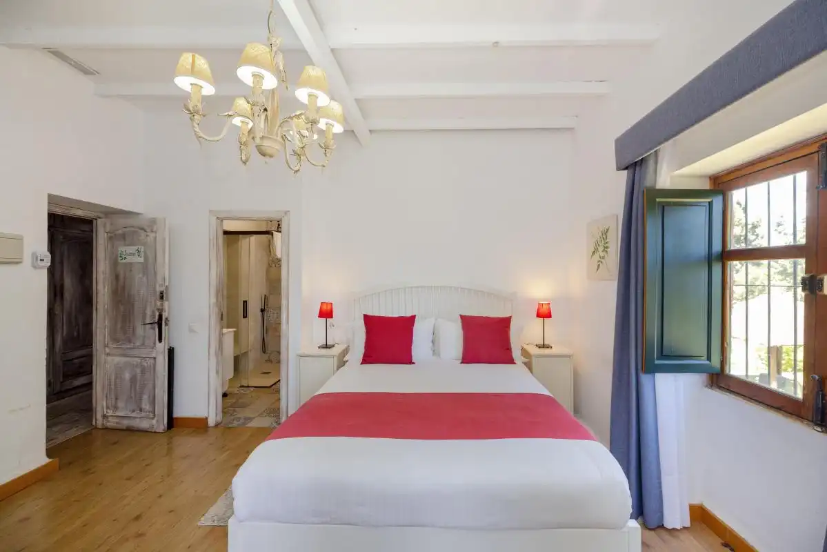 Habitación de Casa o chalet en venta en Torremolinos con Aire acondicionado, Calefacción y Jardín privado
