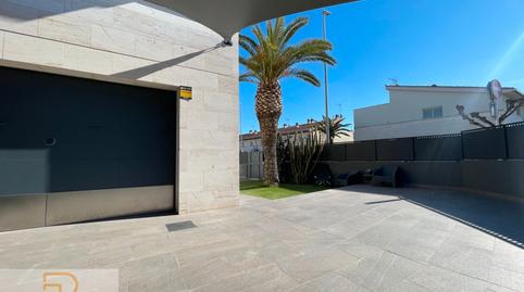 Foto 2 von Einfamilien-Reihenhaus zum Verkauf in Vilablareix, Girona