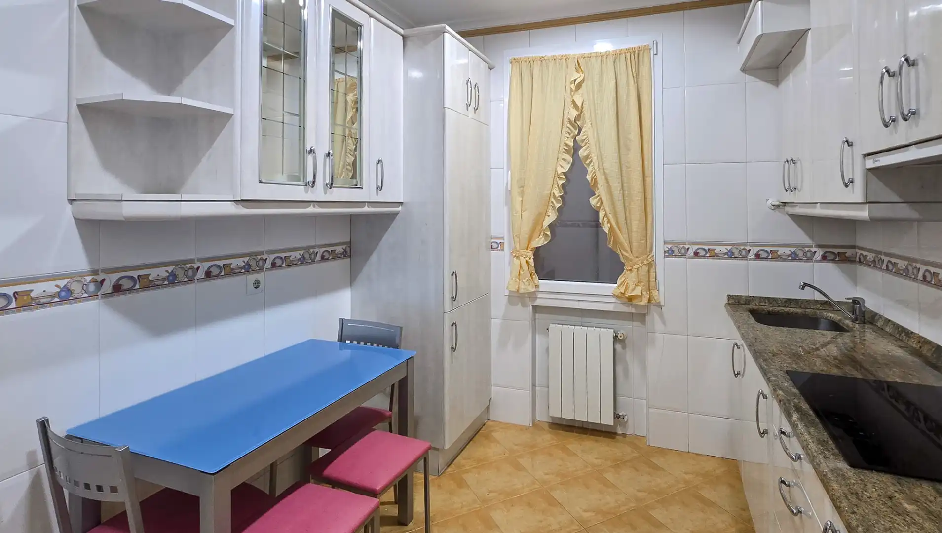 Cocina de Piso en venta en Santander con Calefacción