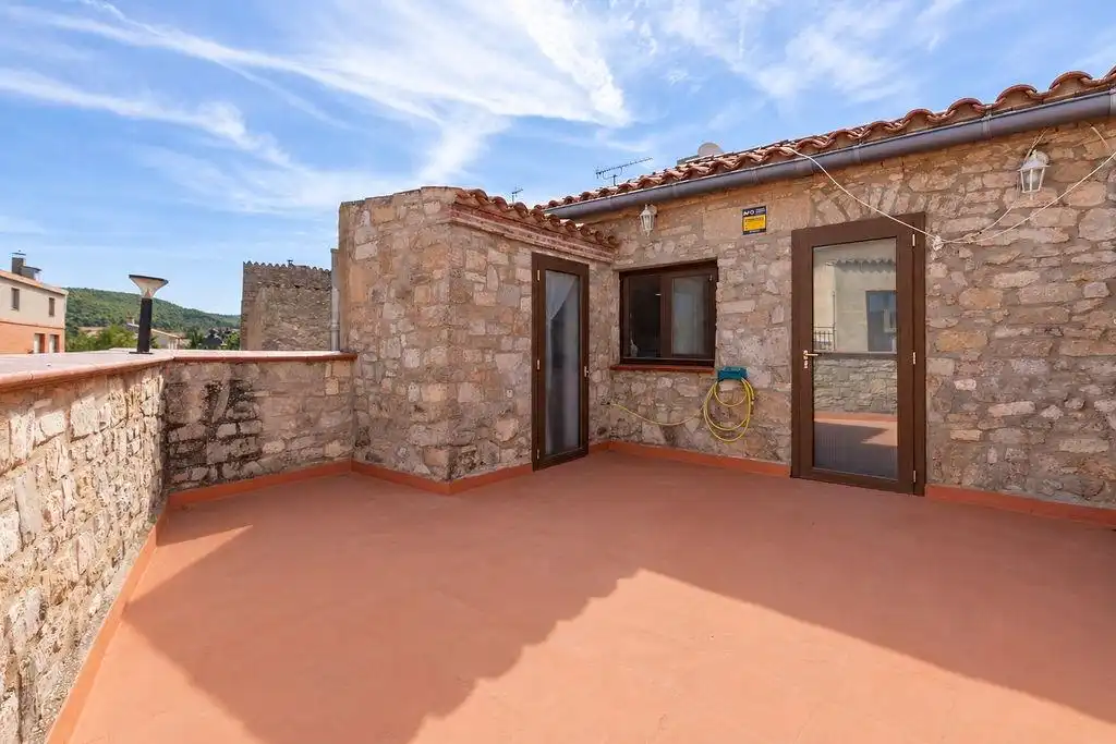 Casa amb terrassa en venda a Vallbona de Les Monges, imagen 5