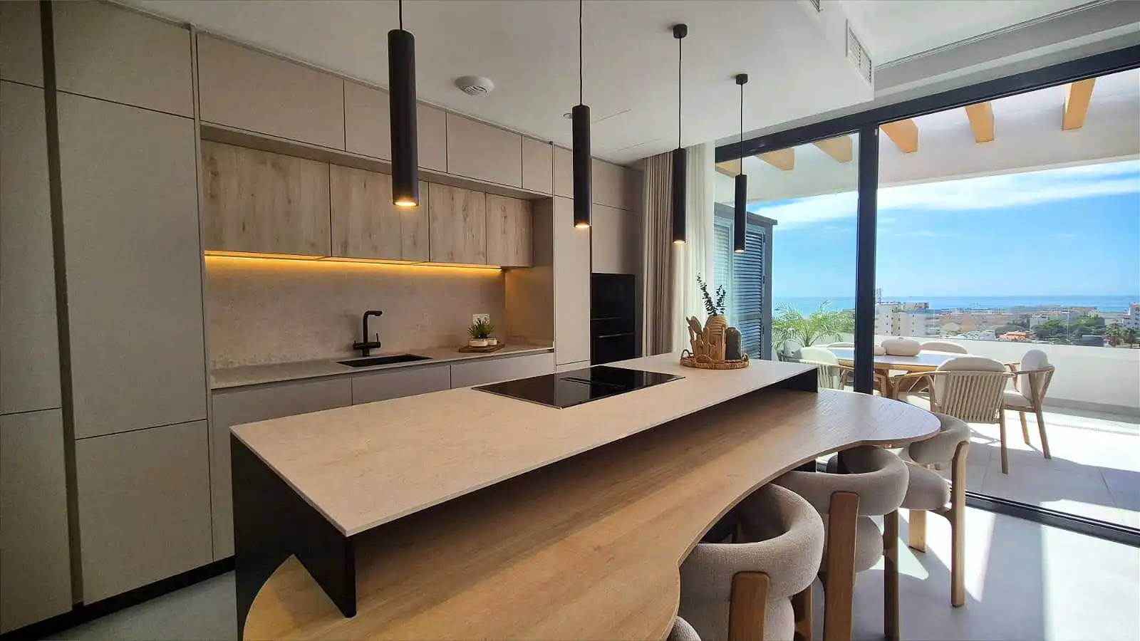 Apartment with pool for sale in Calle de la Cornisa, imagen 7