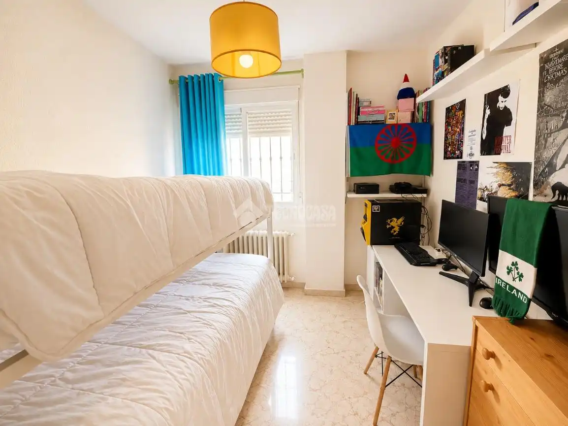 Bedroom of Flat for sale in Armilla  with Air Conditioner and Heating